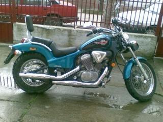 Honda-vt-600-shadow--93