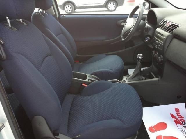 Fiat-Stilo--02