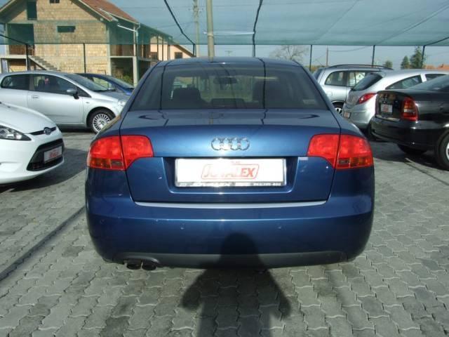 Audi-A4---05