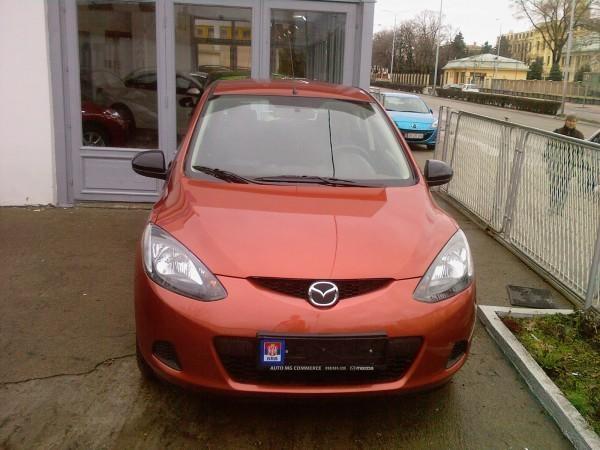 Mazda 2 -11