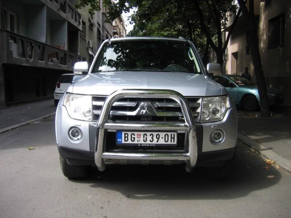 Mitsubishi-Pajero