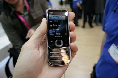 Nokia 6700