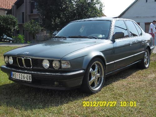 BMW  735  benzin -89