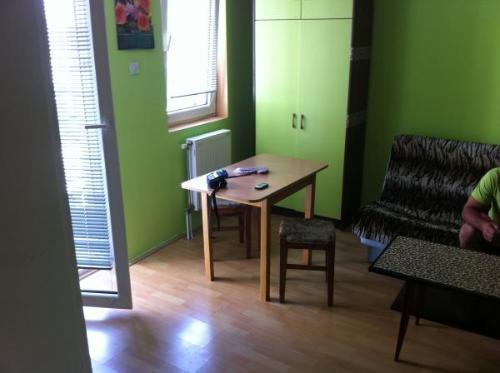 Centar-Garsonjera--32m2