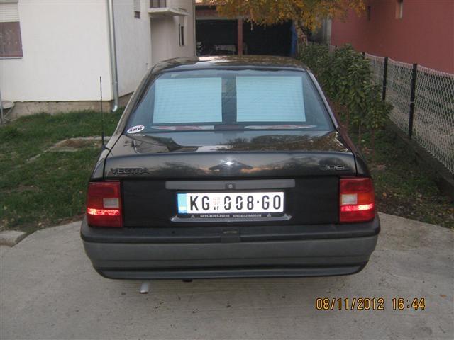 Opel-Vectra--92