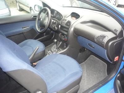 Peugeot-206--02