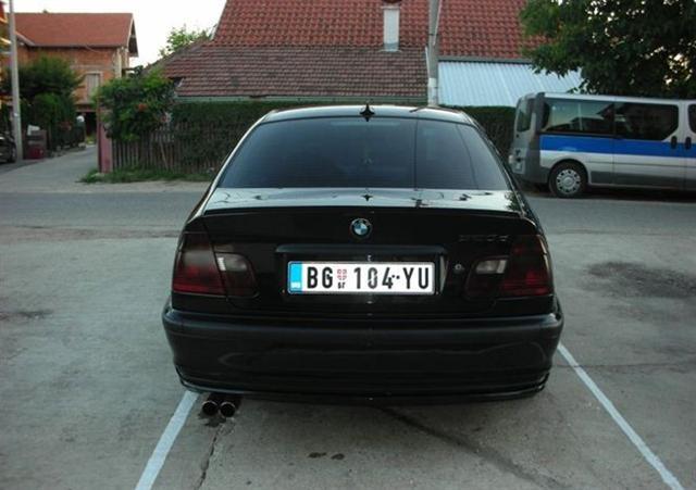BMW-320-D--01