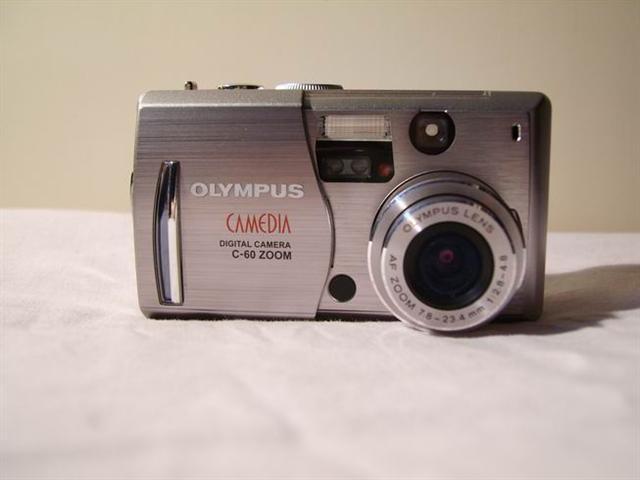 Olympus C-60 Zoom