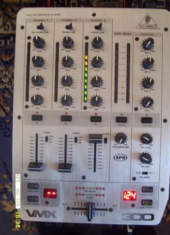 Behringer-VMX-300