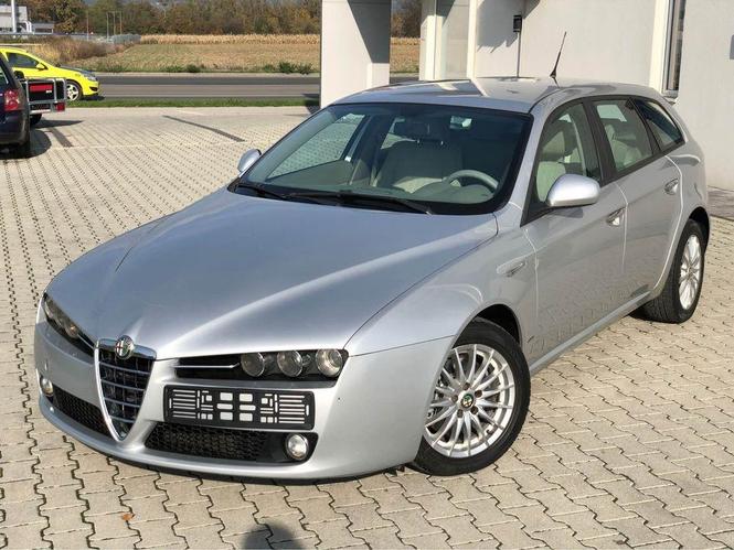 ALFA ROMEO 159 1.9mjet 2390€