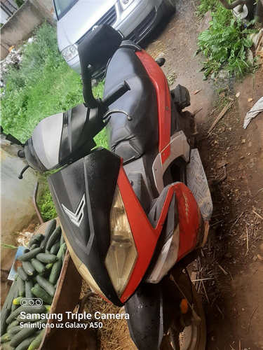 Sprint MaxX 2008 400e hitno