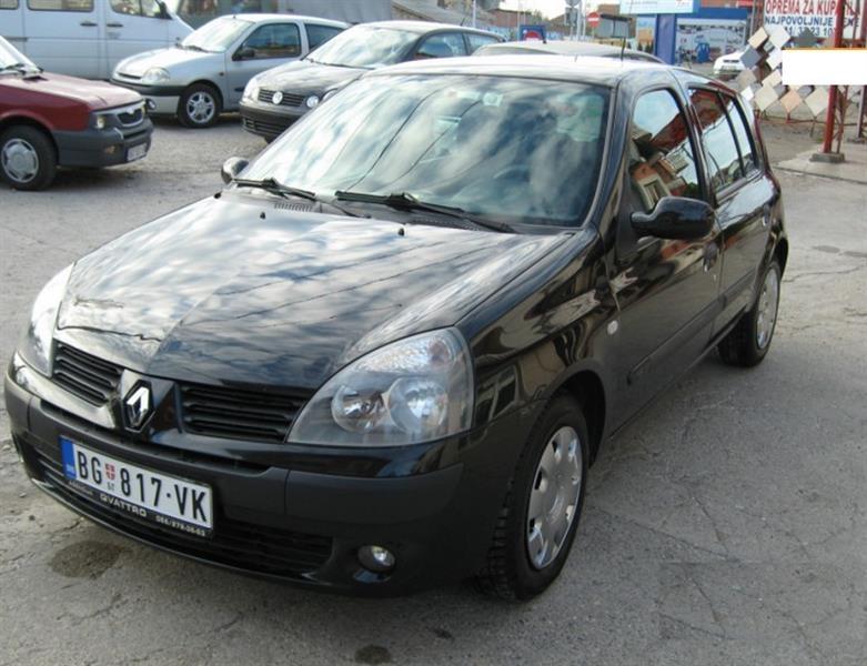 Renault-Clio-1-2--04