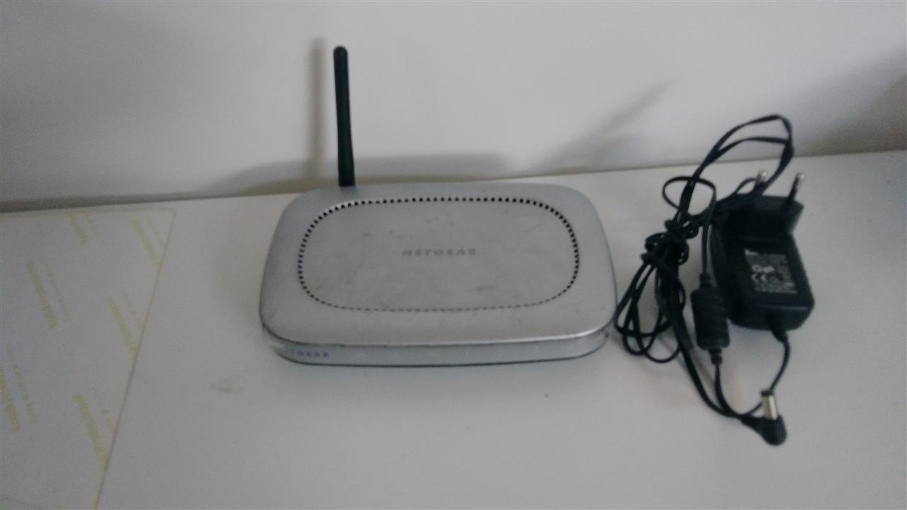 netgear-MR814