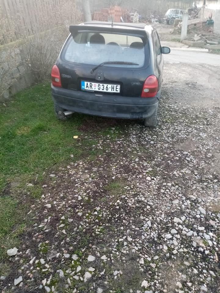 Opel-korsa-b-1998