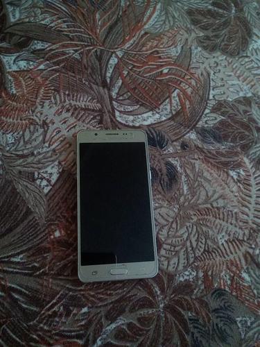 Samsung Galaxy J5