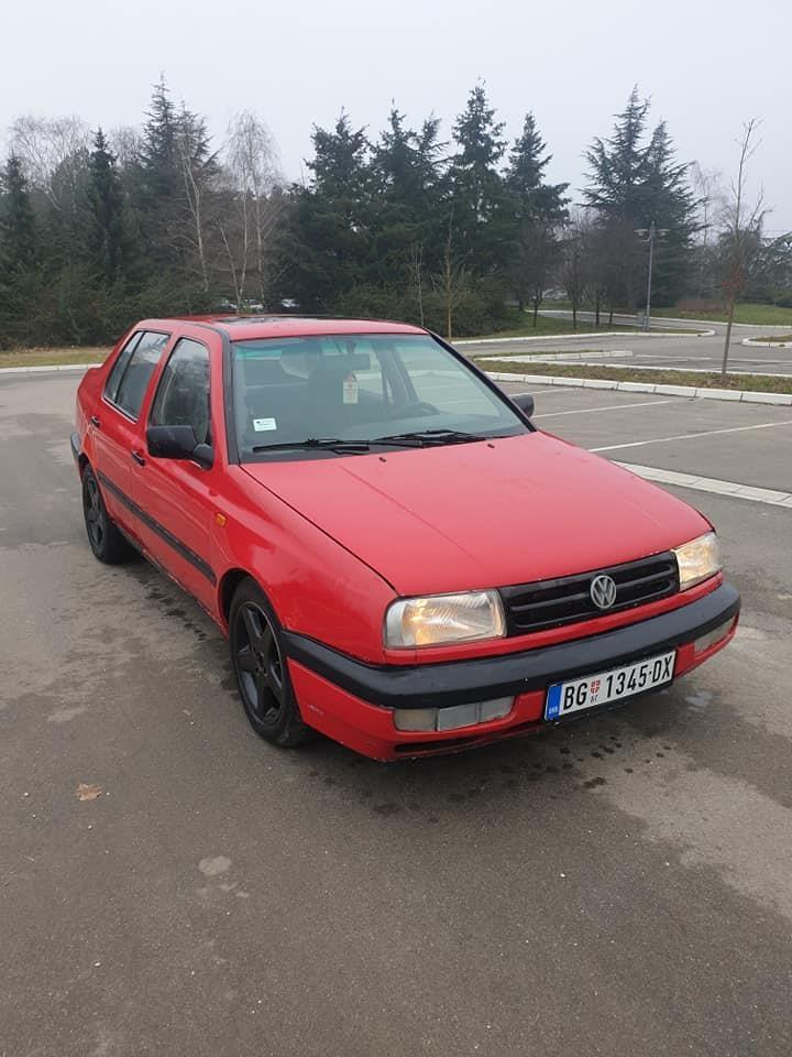 VW-VENTO-1-8-BENZ-PLIN