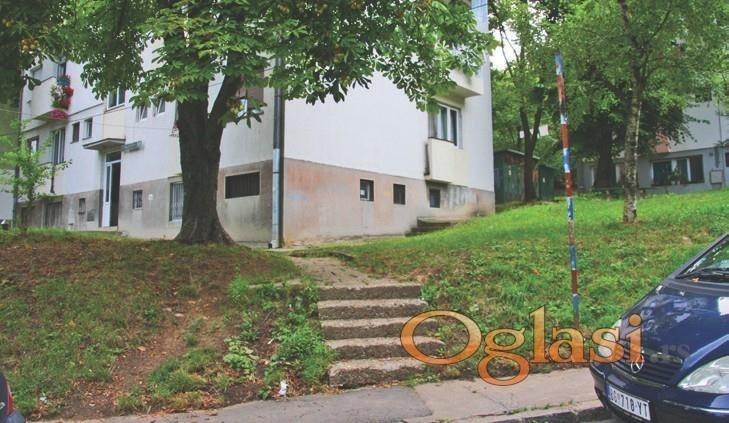 Prelep-stan-na-prodaju