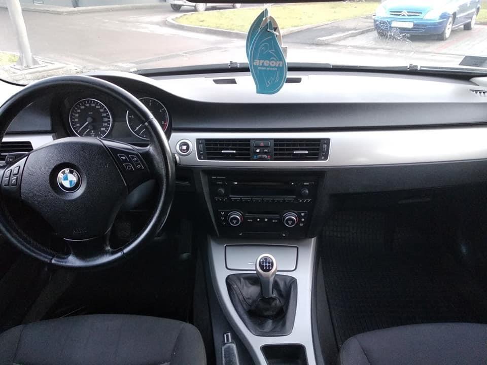 BMW-320d-2006