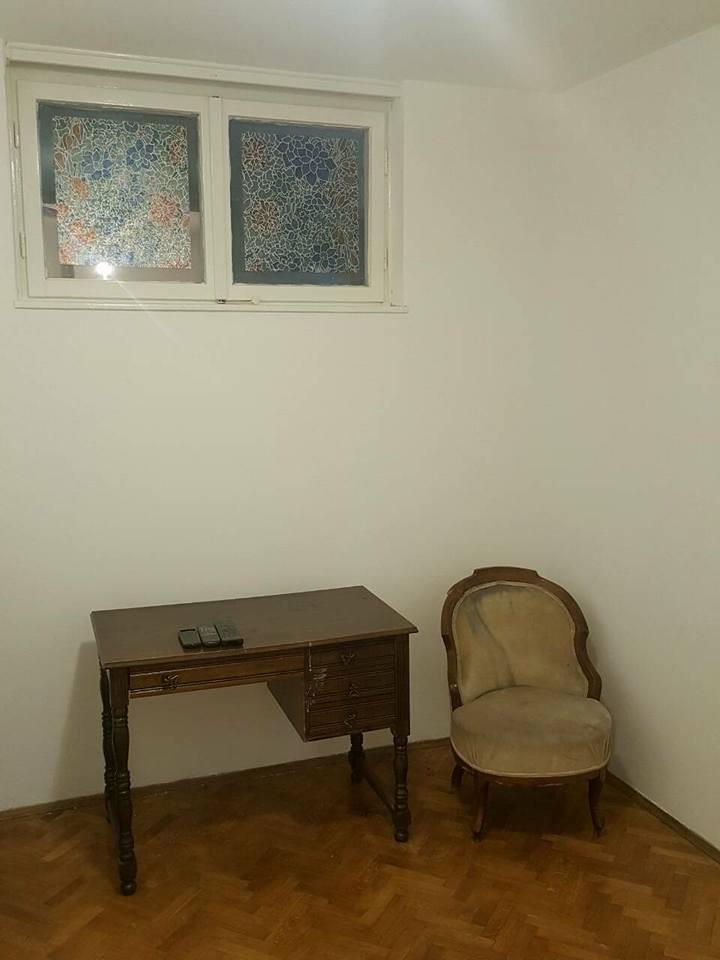 Strogi-centar--polunamesten-stan-