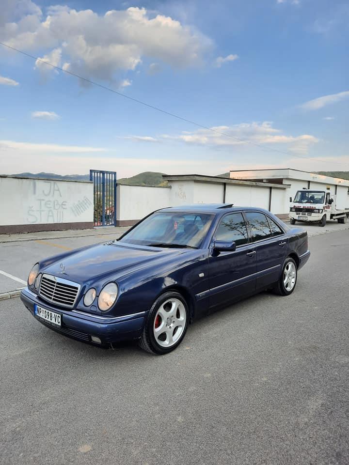 Mercedes-E290-TD