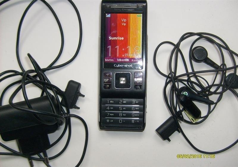 Sony-Ericsson-C905