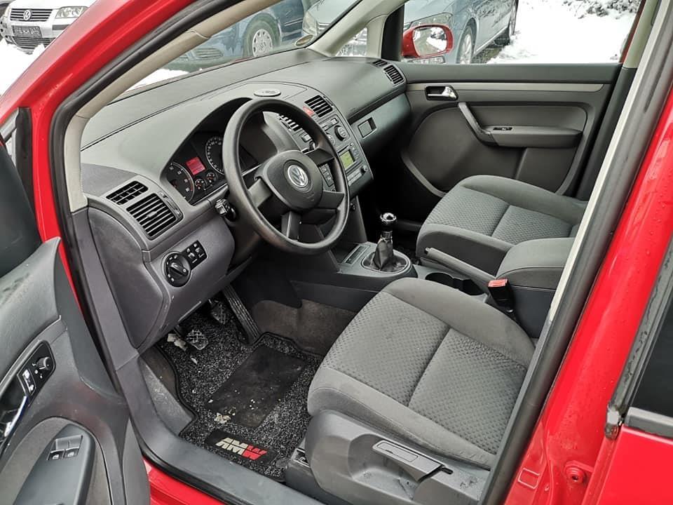 VW-TUARAN---1-6-benzin-
