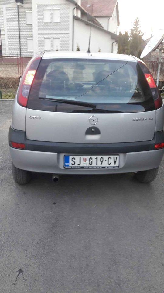 Corsa-1-2-benzin