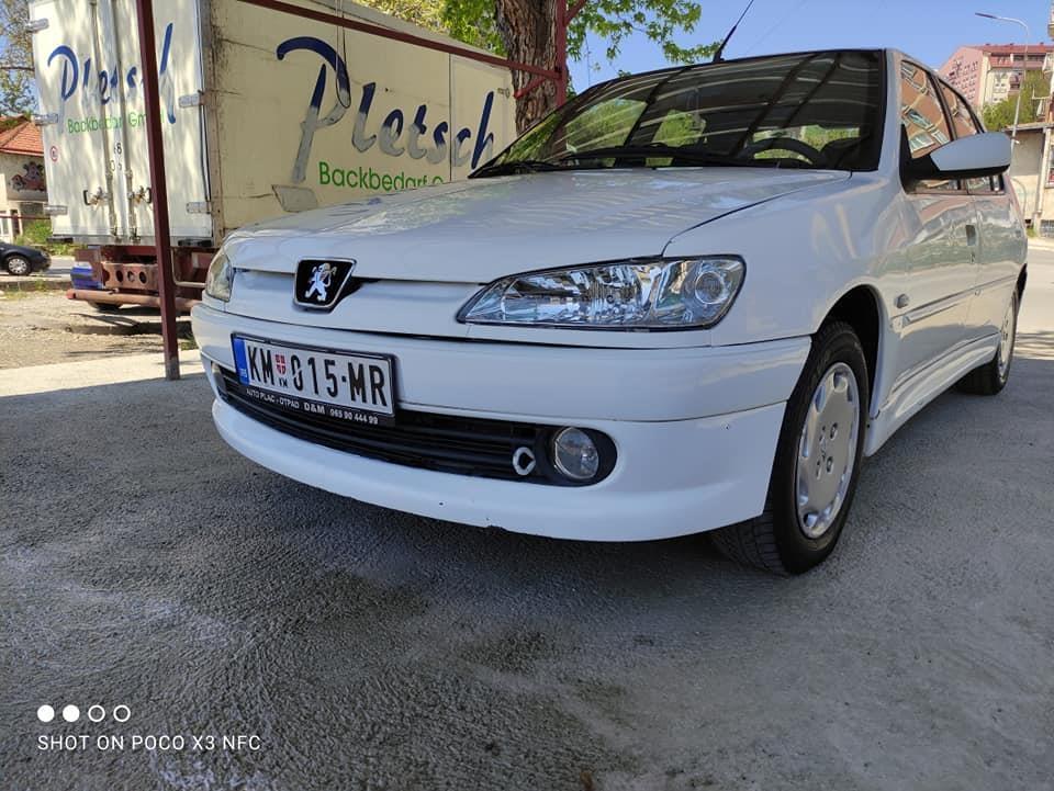 Pezo-306-1-6-benzin-plin