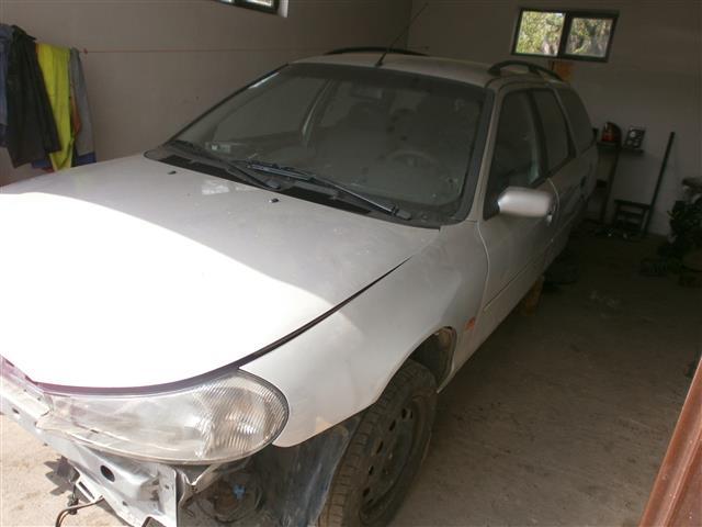 Ford-mondeo