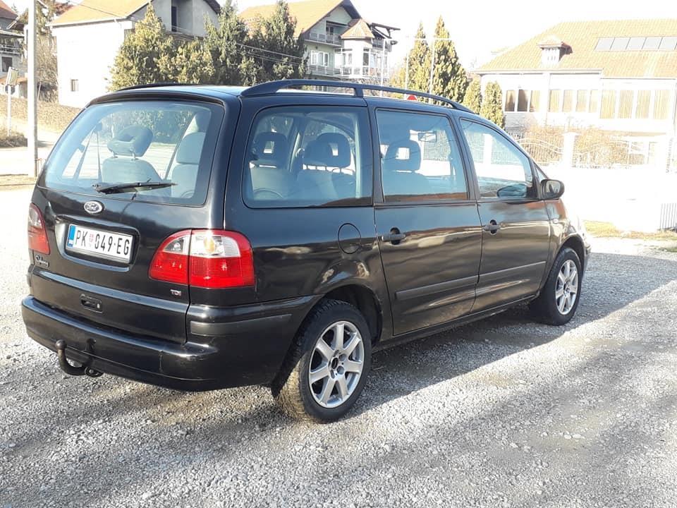 Ford-Galaxy-Restajling