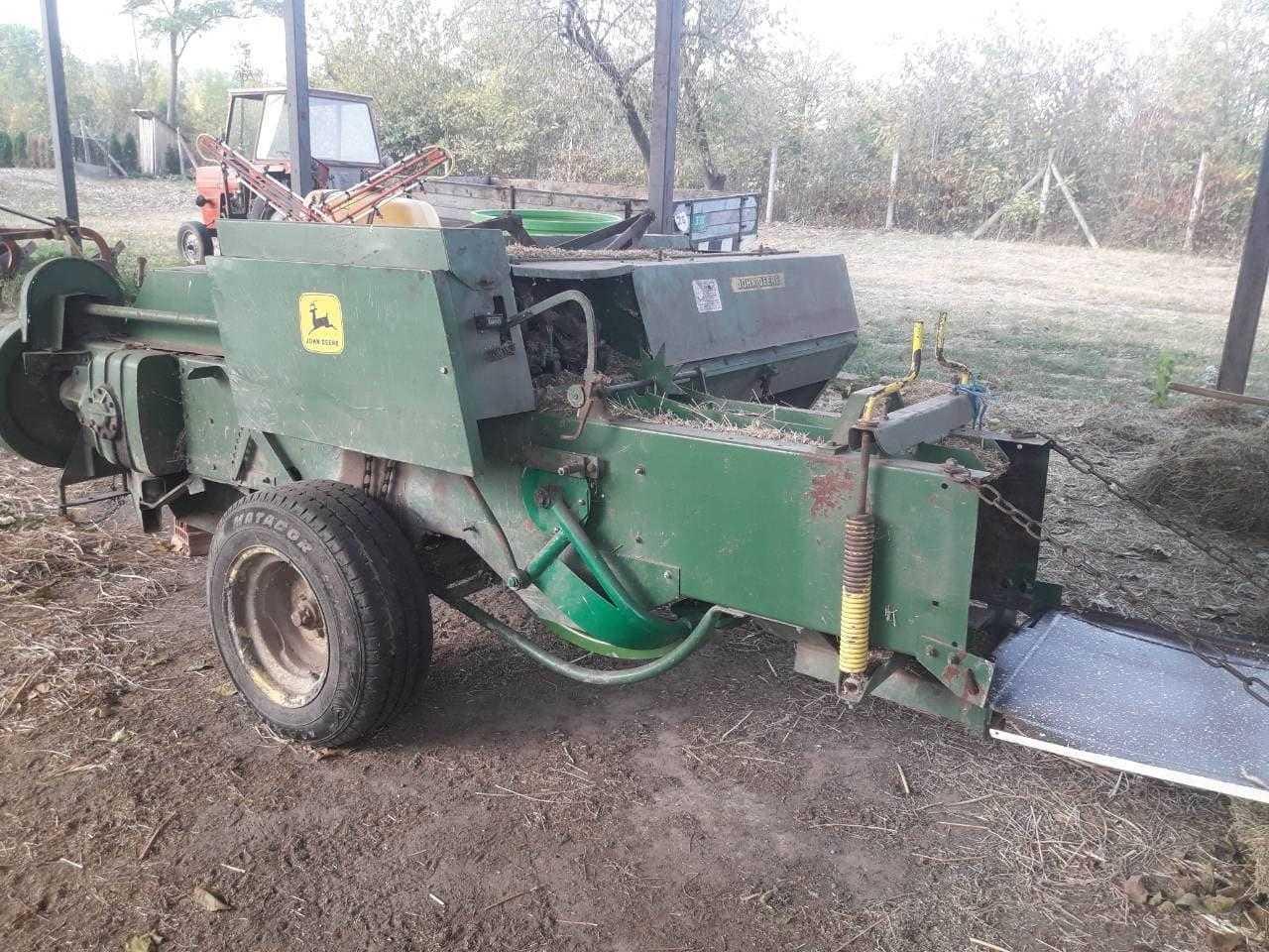 Pressa-JOHN-DEERE
