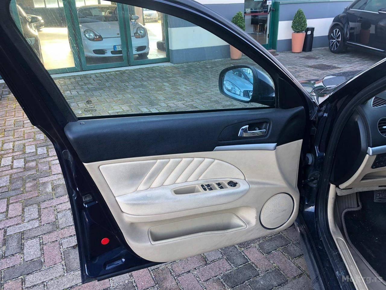Alfa Romeo 159 Enterijer Beograd