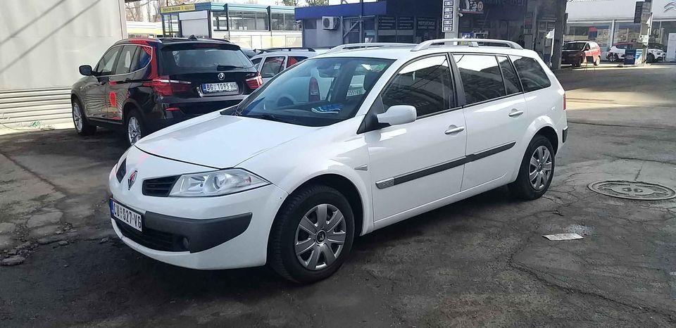 Renault-Megane---0691989073
