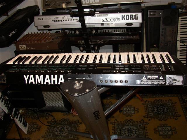 Yamaha-DX-11
