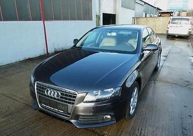 Audi-A4--10--