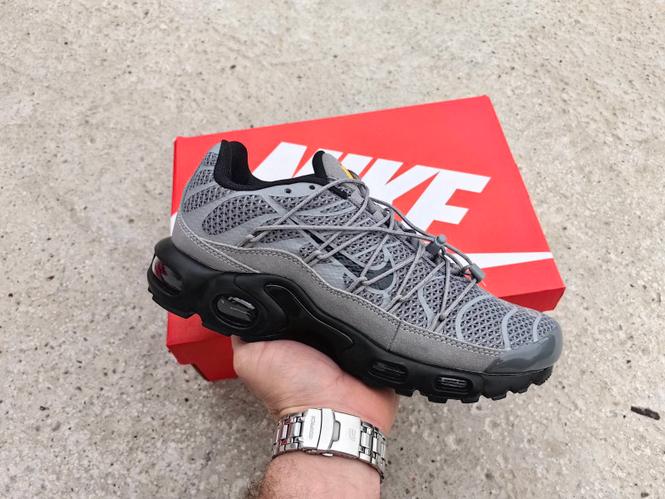 Nike Air Max Plus TN Utility Wolf Grey Black
