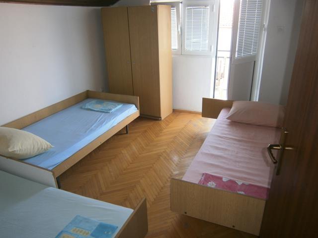 Bar--Šušanj-sobe-i-apartmani