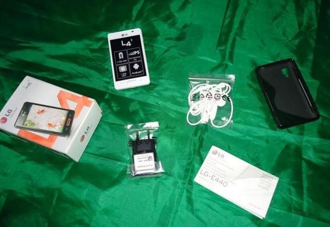 LG Optimus L4 II E440 - Android