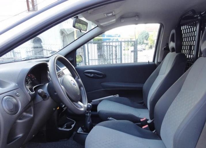 Fiat-Punto-van-1-2-brc--08-
