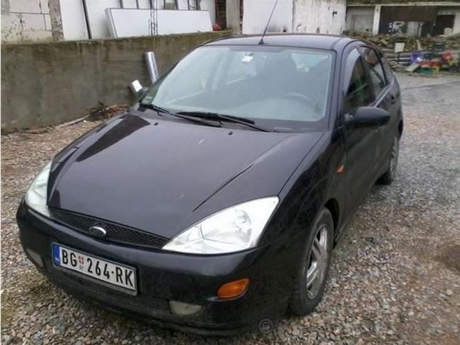 Ford Focus 1.8 tdci -01