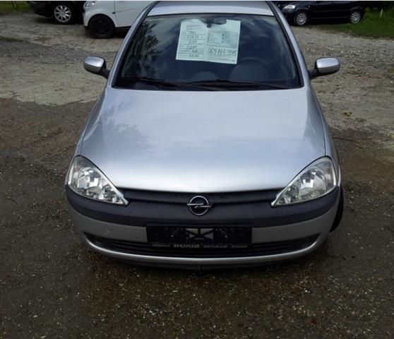 Opel Corsa C 1.7 cdti -01 
