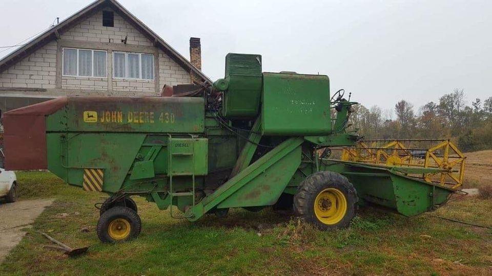 John-deere-delovi