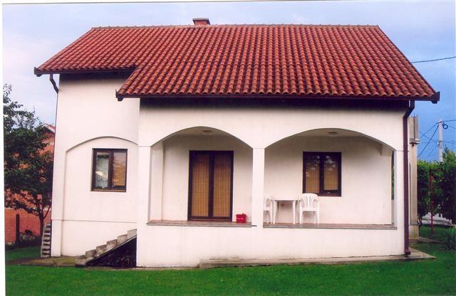 Kuca-od-200m2-u-Jajincima