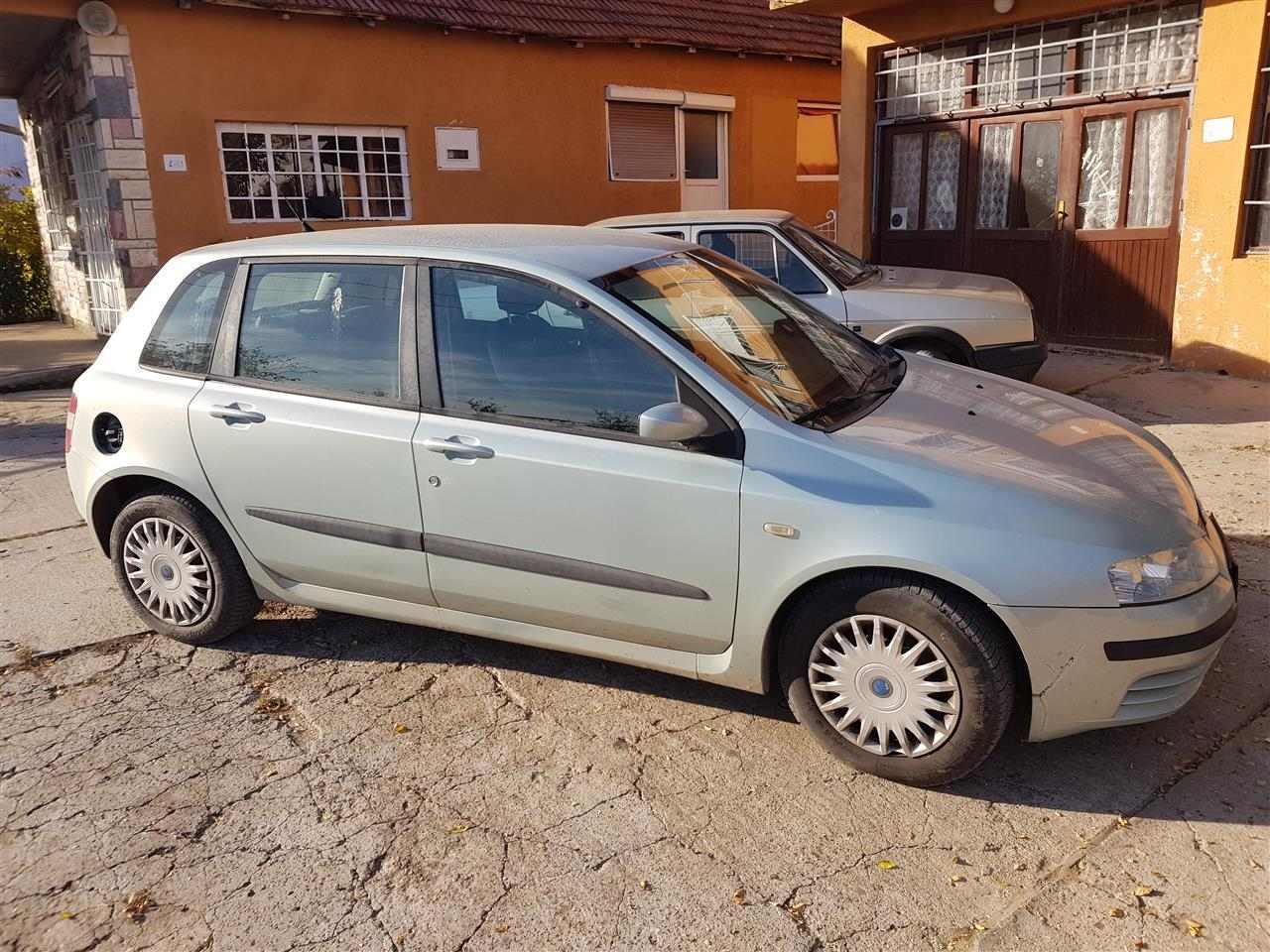 Fiat-Stilo-1-6-16v