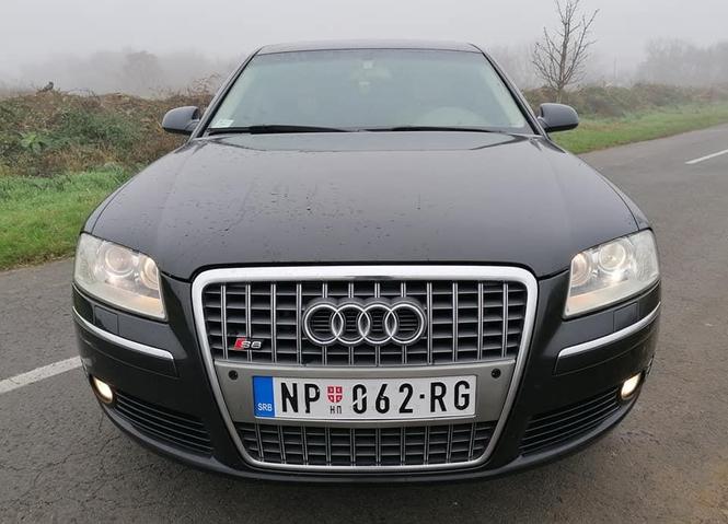 AUDI A8 4.0