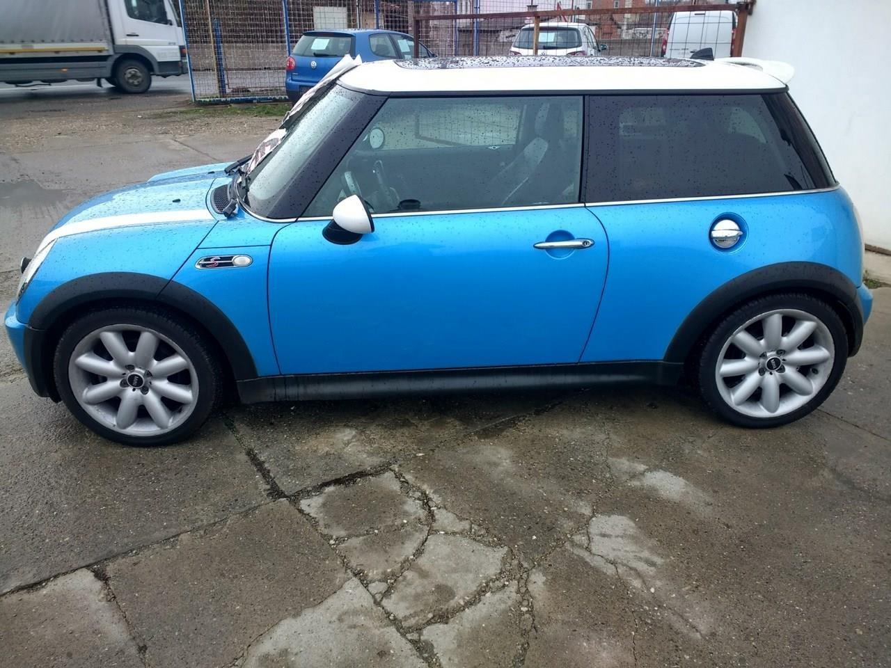 2004-Mini-Cooper-S-1-6-benz