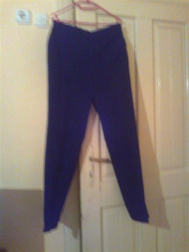Muske pantalone