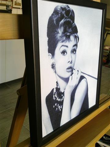 Audrey-Hepburn