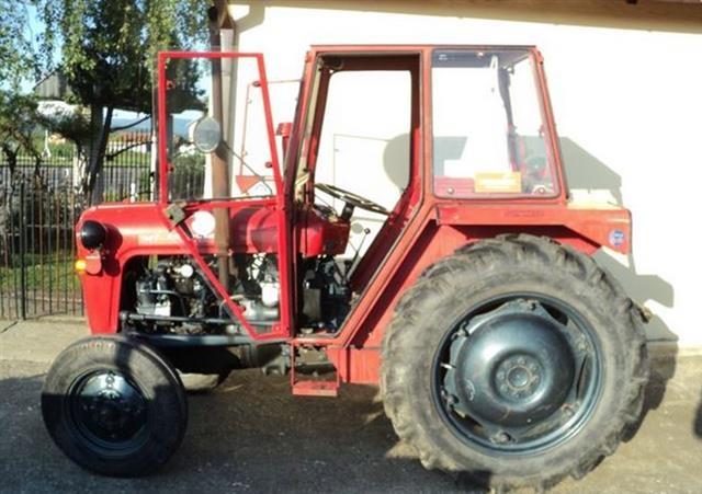Traktor IMT 539
