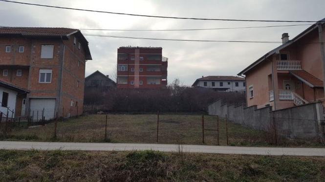 Prodajem plac-Medakovic III